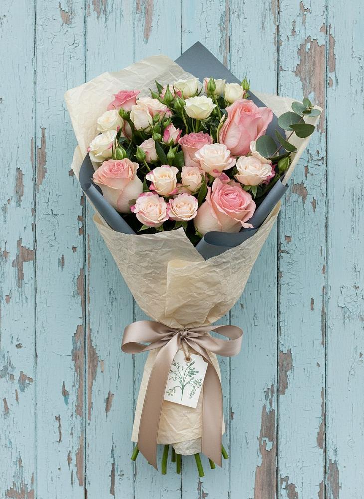 Букет цветов из: Розы в Захарово Одинцовского района