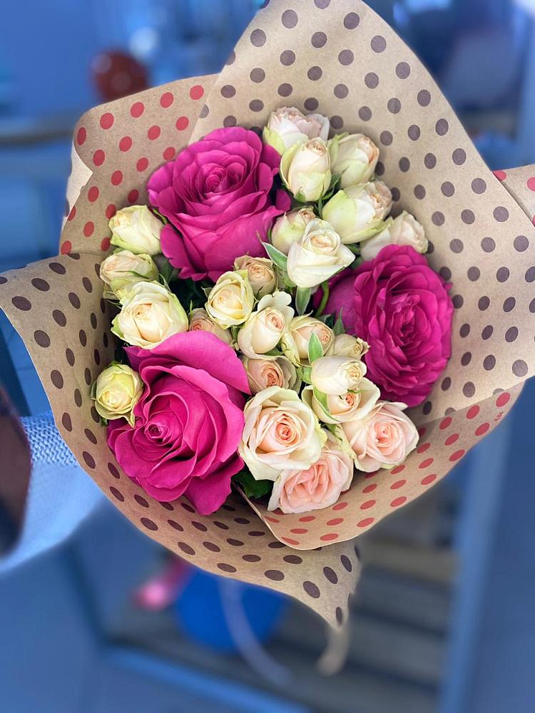 Букет цветов из: Розы в Захарово Одинцовского района