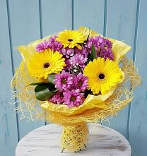 Букет цветов из:  Хризантемы и Герберы в Захарово Одинцовского района