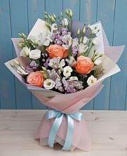 Букет цветов из:  Лизиантусы, Розы, Альстромерии и Гипсофила в Захарово Одинцовского района