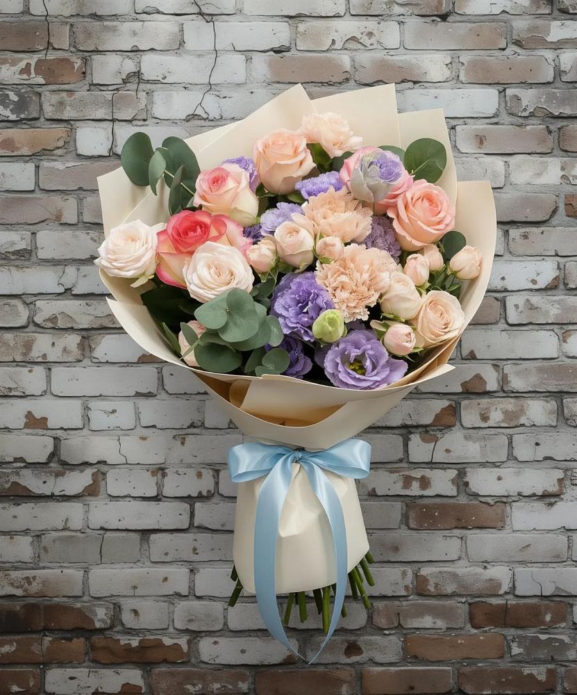 Букет цветов из: Розы, Лизиантусы и Гвоздики в Захарово Одинцовского района