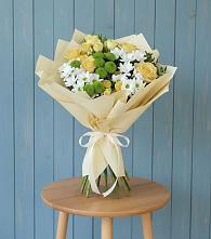 Букет цветов из:  Хризантемы и Розы в Захарово Одинцовского района