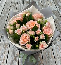 Букет цветов из:  Розы в Захарово Одинцовского района