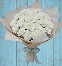 Букет цветов из:  Гвоздики в Захарово Одинцовского района